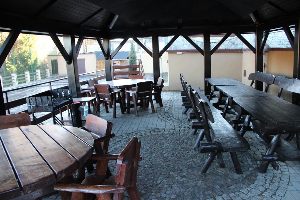 Dom W Gorach "Tresna" Hotell Exteriör bild